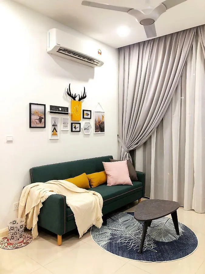 Apartment D'Pristine Medini Homestay